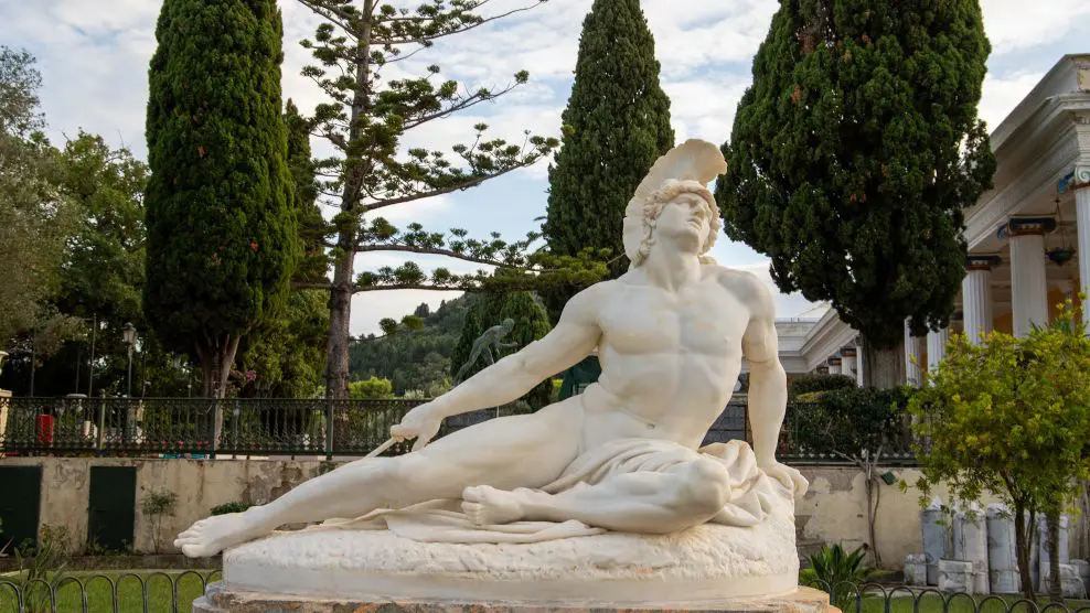 Marmor-Statue vom Helden Achilles